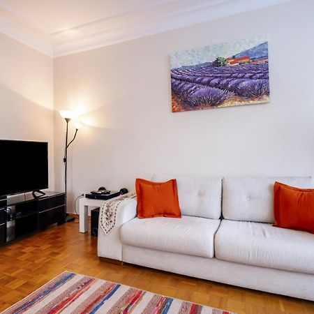 Cozy Flat Near Bagdat Street In Suadiye Istanbul Exterior foto