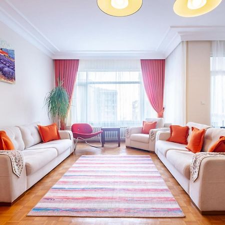 Cozy Flat Near Bagdat Street In Suadiye Istanbul Exterior foto