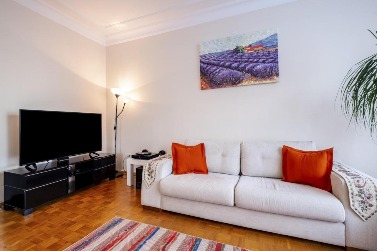 Cozy Flat Near Bagdat Street In Suadiye Istanbul Exterior foto